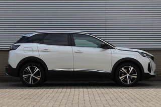 Peugeot 3008 Peugeot 3008 1.6 HYbrid 225 GT | Trekhaakactie! | Nightvision | Massage | Leder | Navigatie | Adaptieve Cruise | BLIS - afbeelding nr 2