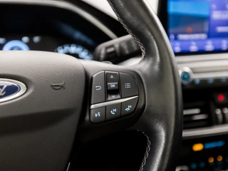 Ford Focus Automaat (PANORAMADAK, APPLE CARPLAY, GROOT NAVI, STUUR/STOELVERWARMING, GETINT GLAS, ADAPTIVE CRUISE, TREKHAAK, PARKEER ASSISTENT, NIEUWE APK, NIEUWSTAAT) - afbeelding nr 22
