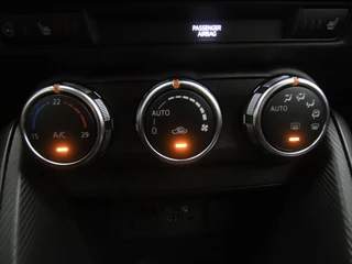 Mazda 2 Mazda 2 1.5 SkyActiv-G Homura automaat met all-weather banden : dealer onderhouden - afbeelding nr 32