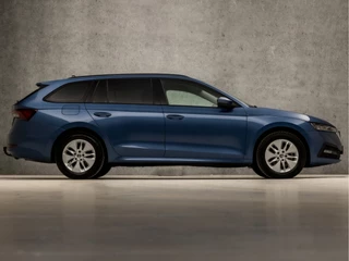 Škoda Octavia Automaat (VIRTUAL COCKPIT, APPLE CARPLAY, GROOT NAVI, CLIMATE, SPORTSTOELEN, LED KOPLAMPEN, LANE ASSIST, TREKHAAK, PARKEERSENSOREN, NIEUWE APK, NIEUWSTAAT) - afbeelding nr 4