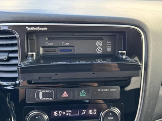 Mitsubishi Outlander Mitsubishi Outlander 2.0 PHEV Executive Edition Camera Navigatie systeem Cruise Led verlichting - afbeelding nr 29
