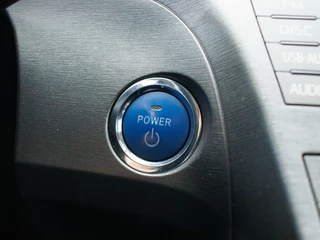 Toyota Prius Toyota Prius 1.8 Plug-in Executive Business | Leder | Navigatie | Camera - afbeelding nr 32