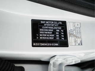 MG ZS-EV (INCL-BTW) *PANO | FULL-LEATHER | CCS-FASTLOADER | KEYLESS | NAVI-FULLMAP | ADAPTIVE-CRUISE | CAMERA | HEATED-SPORT-SEATS | CARPLAY | BLINDSPOT | DAB | LANE-ASSIST | 17