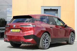 BMW iX BMW iX xDrive40 77kWh Sport pakket | Pano | Trekhaak | Massage - afbeelding nr 3