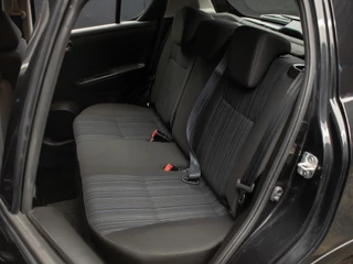 Suzuki Swift Suzuki Swift 1.2 Dynamic EASSS Sport (AIRCO,CRUISE,BLUETHOOT,LED,SPORTSTOELEN,NIEUWE APK,LM VELGEN,NETTESTAAT) - afbeelding nr 19