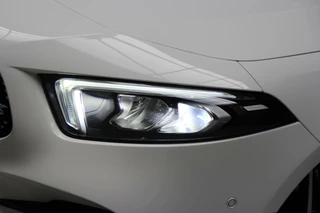 Mercedes-Benz A-Klasse Mercedes A-klasse 220 AMG Automaat 191 PK |PANORAMADAK, WIDESCREEN, 360 CAMERA, NIGHT PAKKET, STOELVERWARMING, PDC, LED| - afbeelding nr 24