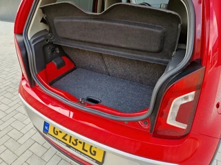 Volkswagen up! Volkswagen Up! 1.0 cross up! AIRCO | NAVI | STOELVERWARMING - afbeelding nr 17