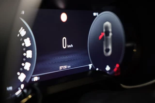 Alfa Romeo Giulia Alfa Romeo GIULIA 2.0 T GME AWD Tributo Italiano / FACELIFT / Digital Cockpit / Acc / HK / Leder / Elek Stoelen / Camera / 19 Inch - afbeelding nr 20