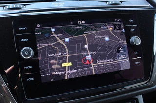 Volkswagen Touran Volkswagen Touran 1.5 TSI DSG Highline 7p 1eEIG! ACC CARPLAY DAB CAMERA '19 - afbeelding nr 14