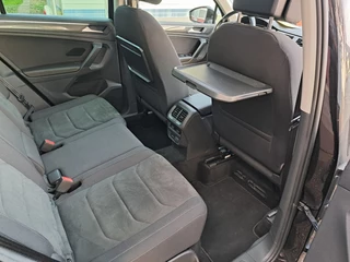 Volkswagen Tiguan Volkswagen Tiguan 1.5 TSI 150 Pk ACT Highline Dsg-7 Pano Digitaal dashboard - afbeelding nr 13