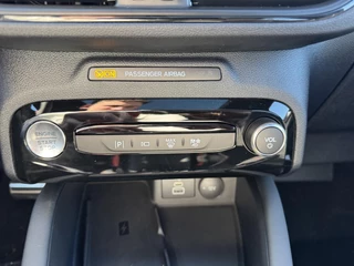 Ford Kuga Ford Kuga 2.5 PHEV ST-Line X SCI | 243pk |  Panoramadak + Technology Pack + Winter Pack + Wegklapbare trekhaak + 19 inch lichtmetalen velgen | Agate black | 2.100 kg trekgewicht - afbeelding nr 31