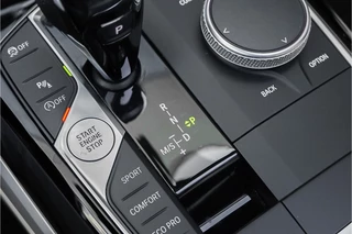 BMW 3 Serie Schuifdak Trekhaak HUD 1e Eig - afbeelding nr 37