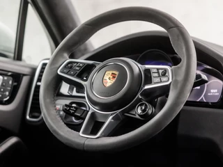 Porsche Cayenne 463Pk Automaat (SPORTCHRONO PAKKET, PANORAMADAK, ALCANTARA STUUR EN HEMEL, APPLE CARPLAY, LUCHTVERING, KUIPSTOELEN, SFEERVERLICHTING, 360 CAMERA, HEAD-UP DISPLAY, NIEUWSTAAT) - afbeelding nr 18