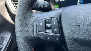 Ford Kuga Ford Kuga 2.5 FHEV ST-Line X 190pk | Driver Assistance Pack | Technology Pack | Panoramadak | Geen stekker nodig | Winterpack | All Weather Banden | 1.600kg Trekgewicht - afbeelding nr 30
