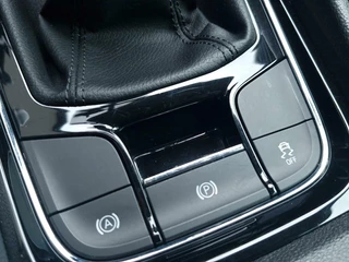 Škoda Karoq Skoda Karoq 1.0 TSI Ambition | Apple Carplay/Android Auto | Airco | Wifi | Navigatie | PDC | Cruise Control | Hill-Hold | - afbeelding nr 14