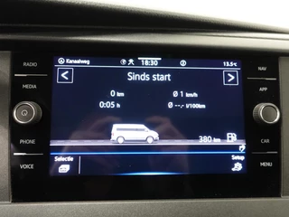 Volkswagen Transporter Volkswagen Transporter 2.0 TDI L2H1 102pk Airco Cruisecontrol Navigatie Apple Carplay parkeersensoren - afbeelding nr 30