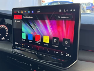 Volkswagen Golf Volkswagen Golf ✅1.5eTSI 150 PK✅ EDITION LED CARPLAY NAVI CAMERA STOEL/STUUR VERW KEYLESS MHEV 