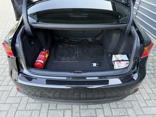 Lexus IS Lexus IS 300h Hybrid Business Line Cruise Camera Automaat - afbeelding nr 18