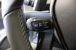 Peugeot 208 |Stoelverwarming|Navi|Camera| - afbeelding nr 17