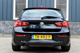BMW 1 Serie BMW 1 Serie 118i Sport-Line Rijklaarprijs-Garantie Navigatie Led Sport Interieur Airco - afbeelding nr 4