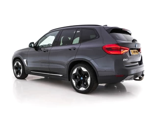 BMW iX3 BMW iX3 High Executive 80 kWh [ 3-Fase ] (INCL-BTW) *PANO | LUXURY-LEATHER | FULL-LED | DAB | CARPLAY | ADAPTIVE-CRUISE | DIGI-COCKPIT | BLINDSPOT | HARMAN/KARDON-SOUNDSYTEM | HEAD-UP | KEYLESS | TOP-VIEW | SPORT-SEATS | TOWBAR  | . - afbeelding nr 4