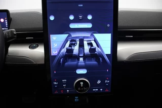 Ford Mustang Mach-E Ford Mustang Mach-E RWD 75 KWH - Carplay, Camera, Digitaal Cockpit, Leer - afbeelding nr 20