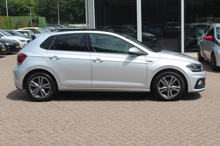 Volkswagen Polo Volkswagen Polo 1.0 TSI Highline 3x R-line / Full option! / Panoramadak / Camera / Virtual Cockpit / Keyless / 17'' / Dynaudio / Winterpakket / LED Koplampen / Navigatie / DAB / ACC - afbeelding nr 6