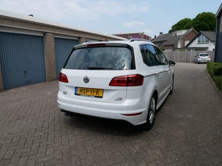 Volkswagen Golf Volkswagen Golf 1.4 TSI HIGHL - R-LINE **Clima//Navi//Lm ** - afbeelding nr 4