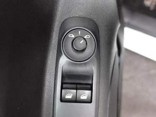 Citroën Berlingo Citroen Berlingo 1.5 BlueHDI 75pk L1 Airco Trekhaak 3-zits Radio Bluetooth Euro6 - afbeelding nr 10