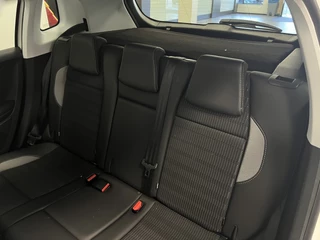 Peugeot 2008 Peugeot 2008 1.2 PT 111PK / Allure / Panoramadak / Climate.C / Navi / h.leder / - afbeelding nr 18