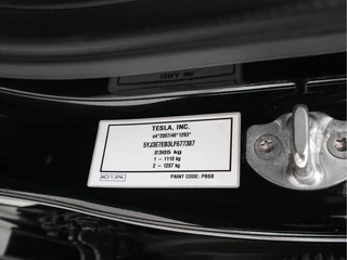 Tesla Model 3 Tesla Model 3 Long Range AWD 75 kWh [ 3-Fase ] (INCL-BTW) Aut. *PANO | AUTO-PILOT | LUXURY-LEATHER | KEYLESS | FULL-LED | MEMORY-PACK | SURROUND-VIEW | DAB | CARPLAY | DIGI-COCKPIT | LANE-ASSIST | COMFORT-SEATS | 19