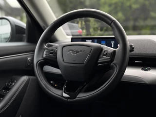 Ford Mustang Mach-E Ford Mustang Mach-E 75kWh | Trekhaak | Bang & Olufssen | 360 Camera | Panorama | - afbeelding nr 20