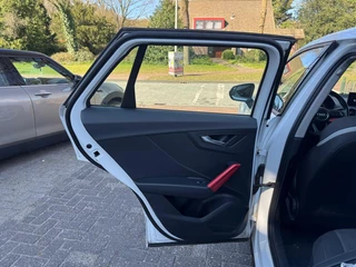 Audi Q2 Parkeersensoren/Airco/Lichtmetalen velgen - afbeelding nr 35