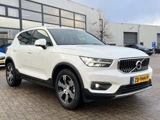 Volvo XC40 Trekhaak Panoramadak Vol Leder DAB Stoelverwarming Camera elek. Stoelen Led Koplampen Getint Glas NL Auto - afbeelding nr 7