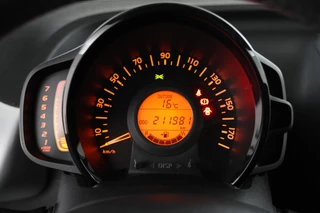 Toyota Aygo Toyota Aygo,  Achteruitrijcamera, Airco ,Elektrische ramen voor - afbeelding nr 8
