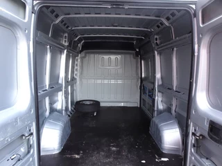 Peugeot Boxer Peugeot Boxer 330 2.0 BlueHDI L2H2 Premium Pack 3 zits airco 67398 km !!!!!!! - afbeelding nr 12