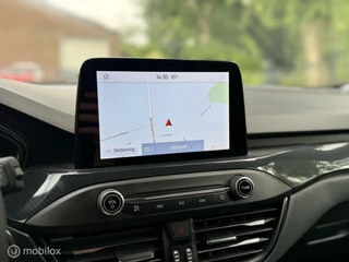 Ford Focus Ford Focus 1.0 EcoBoost ST Line | Carplay | PDC | - afbeelding nr 31