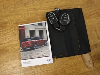 MINI Clubman MINI Clubman Mini 1.5 Cooper Richmond Park Edition DIGITAL DASHBOARD, CRUISE CONTROL, APPLE CARPLAY, SCHUIFKANTELDAK, HARMAN KARDON AUDIO,  VOL LEDER, PDC, STOELVERWARMING, NAVIGATIE, NIEUWSTAAT] - afbeelding nr 19