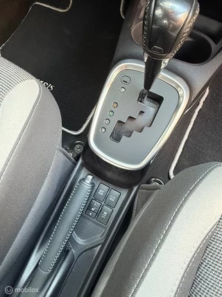 Toyota Yaris Toyota Yaris Hybrid 1.5 VVT-i 20th Edition - afbeelding nr 22