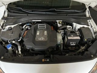 Hyundai IONIQ Hyundai IONIQ Comfort EV | Achteruitrijcamera | Cruise control | Rijstrooksensor | Soh (batterijcheck) 90,4 % - afbeelding nr 25