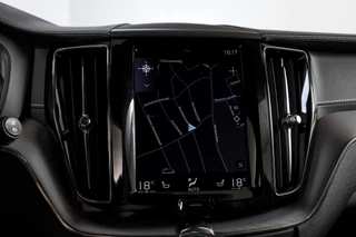 Volvo XC60 Volvo XC60 2.0 T4 Inscription 190 PK - Automaat | Dig. Cockpit | Elek. Trekhaak | Adapt. Cruise | Memory | Stoel-+Stuurverw. | PDC | Camera | NAV | ECC | Elek. Klep | LM 19
