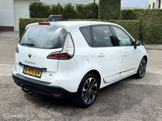 Renault Scénic Renault Scenic 1.2 TCe Bose NAVI CAMERA NW 4SEIZOEN BANDEN - afbeelding nr 4