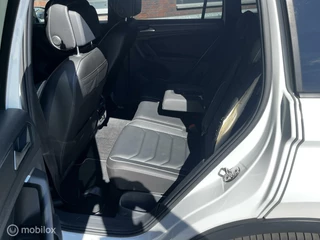Volkswagen Tiguan Volkswagen Tiguan R 2.0 TSI 4Motion LEER/ELECTREKHAAK/SCHADE - afbeelding nr 9