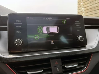 Škoda Scala Skoda Scala 1.5 TSI 110kW Sport Business DSG|Panoramadak|CarPlay|PDC - afbeelding nr 36