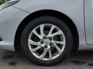 Toyota Auris Toyota Auris 1.2T 116pk Aspiration 5-Deurs | Origineel NL | 1300kg Trekgewicht | Navi | Clima | Cruise | Achteruitrijcamera | Rijstrook+Licht+Regensensor | Mistlampen | 16''lm | Trekhaak - afbeelding nr 33