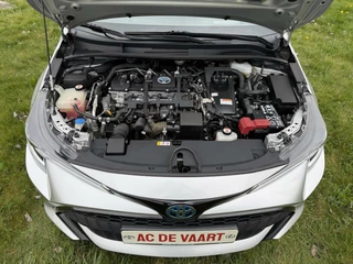 Toyota Corolla Touring Sports Toyota Corolla Touring Sports 1.8 Hybrid - ACC/NAVI/HUD/CAM - afbeelding nr 9