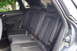 Audi Q3 Audi Q3 35 TFSI S-line Pano/Leer/Virtual/Camera/20 inch/Ambiente/LED - afbeelding nr 32