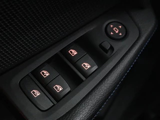 BMW 2 Serie BMW 2-serie Gran Coupé 218i M Sport | Stoelverwarming | Adaptive cruise |  Carplay | Trekhaak | Sportstoelen | DAB | Half leder | Live Cockpit | Climate control - afbeelding nr 36