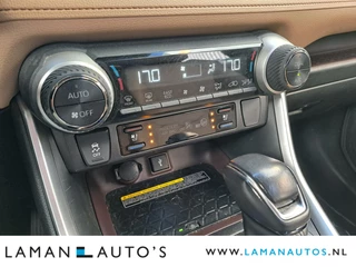 Toyota RAV4 Toyota RAV4 2.5 Hybrid 218pk Executive Premium | Panoramadak Leder JBL CarPlay ECC 18