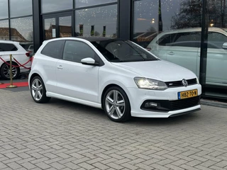 Volkswagen Polo Volkswagen Polo 1.2 TSI Highline R-Line | Automaat | Carplay - afbeelding nr 34